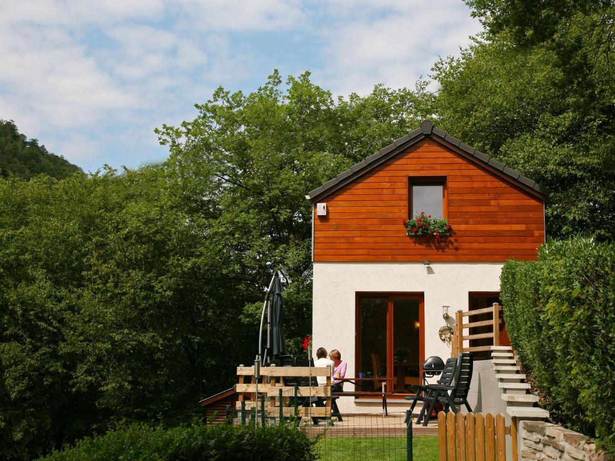Cottage With A Terrace And A View Of The Valley Aywaille Exterior foto